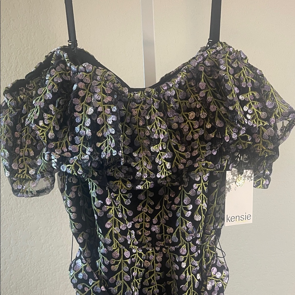 KENSIE BLACK AND PURPLE FLORAL BROCADE OFF-SHOULDER DRESS SIZE 10 NWT - Picture 2 of 7